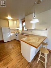 194 Breithaupt St in Kitchener, ON - Building Photo - Building Photo