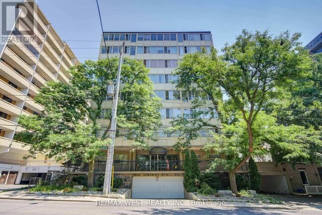 property at 101 Queen St S