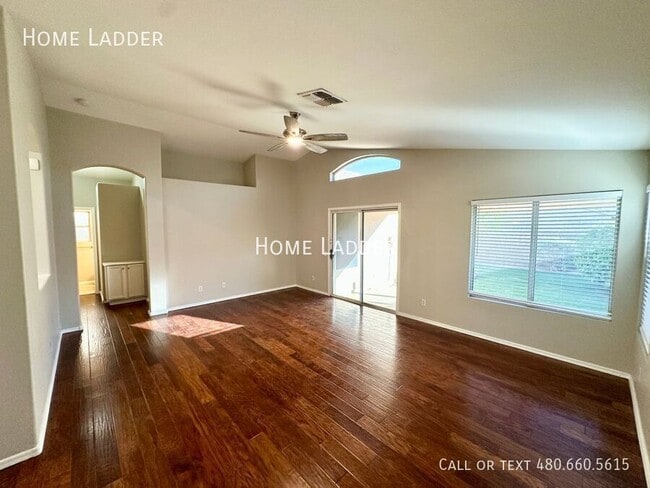 363 W Bruce Ave in Gilbert, AZ - Building Photo - Building Photo
