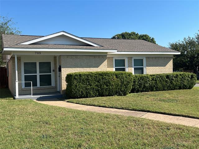 705 Ivywood Dr in Dallas, TX - Building Photo - Building Photo