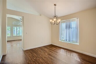 2800 Evelyn Lake Ct in Las Vegas, NV - Building Photo - Building Photo