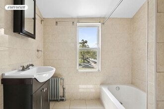 157-12 Baisley Blvd in Queens, NY - Building Photo - Building Photo
