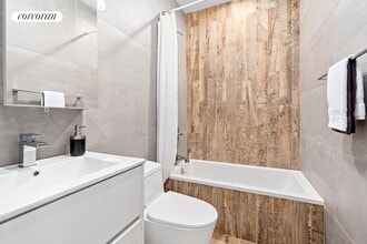 896 New York Ave in Brooklyn, NY - Building Photo - Building Photo