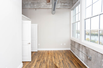 Crescendo Loft Apartments in Buffalo, NY - Foto de edificio - Interior Photo