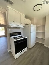 5001 Lakefront Dr in Wichita Falls, TX - Building Photo - Building Photo