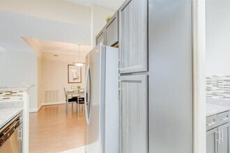 1980 Post Oak Blvd in Houston, TX - Building Photo - Building Photo