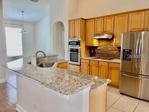 10052 Oakside Ct in Orlando, FL - Building Photo - Building Photo