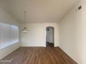 3827 W Runion Dr in Glendale, AZ - Building Photo - Building Photo