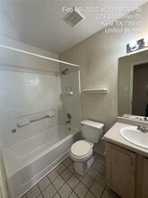 224 Jim Miller Dr in Kyle, TX - Building Photo - Building Photo