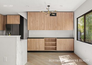 1450 1/2 Crescent Heights Blvd in Los Angeles, CA - Foto de edificio - Building Photo