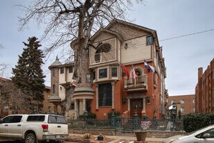 1022 Pearl St in Denver, CO - Building Photo