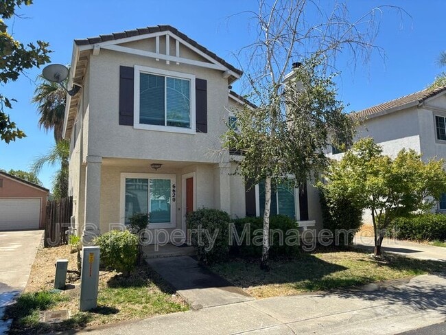 property at 6620 Verandah Ct