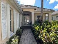 6474 Waverly Green Way in Naples, FL - Foto de edificio - Building Photo