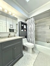 904 S Plum Grove Rd in Palatine, IL - Building Photo - Building Photo