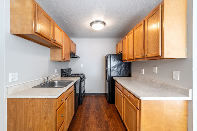 Summit Ridge Apartments