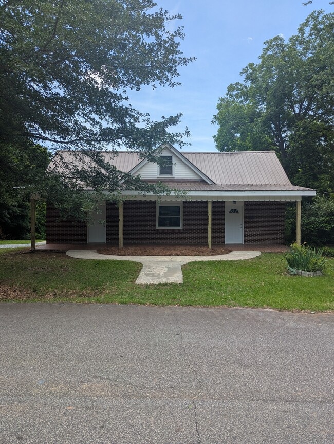 205 Jones Ave, Unit A