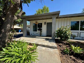 22301 Itasca St in Los Angeles, CA - Building Photo - Building Photo