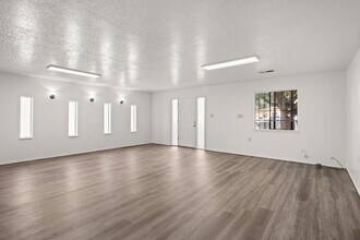 1105 Calle Mesquite in Bernalillo, NM - Building Photo - Building Photo