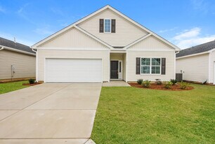 152 Dorian Lp in Myrtle Beach, SC - Building Photo