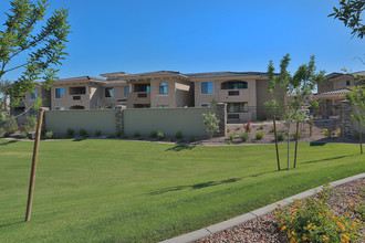 San Valencia in Chandler, AZ - Foto de edificio - Building Photo