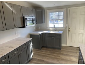 11 Windflower Dr in Newark, DE - Building Photo - Building Photo