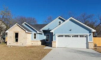 913 Cope St in Midlothian, TX - Building Photo