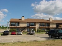 The Castle Glen Apartments in Garland, TX - Foto de edificio - Building Photo