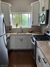 516 Brittany Dr in Wayne, NJ - Building Photo - Building Photo