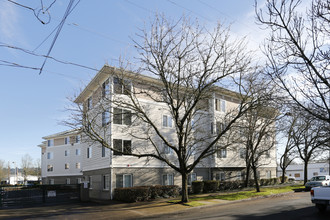 Rose City Center Apartments - 55 and Over in Portland, OR - Foto de edificio - Building Photo