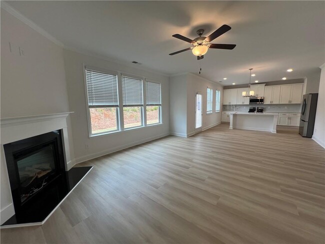 1327 Sunny Vly Ln in Braselton, GA - Building Photo - Building Photo