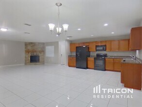 7116 Green Needle Dr in Winter Park, FL - Building Photo - Building Photo