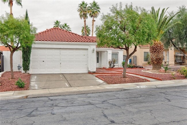 3217 Ventana Hills Dr in Las Vegas, NV - Building Photo - Building Photo
