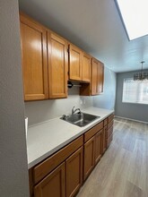 Cameo Apartments in Burien, WA - Building Photo - Building Photo