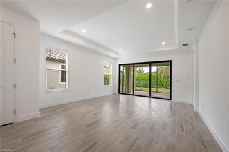 15525 Vittorio St in Naples, FL - Building Photo - Building Photo