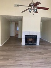 26722 Cypresswood Dr in Spring, TX - Foto de edificio - Building Photo