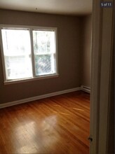 111 E Monmouth St, Unit Downstairs Unit in Winchester, VA - Building Photo - Building Photo