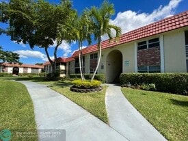22775-22766 SW 66th Ave in Boca Raton, FL - Building Photo