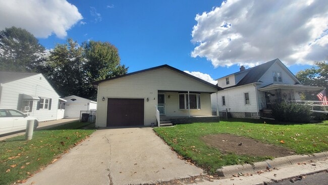 property at 310 N 3rd St