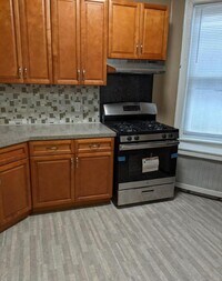 5927 Pine St, Unit 2 photo'