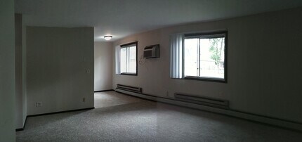 414 10th Ave S, Unit 4 in Fargo, ND - Building Photo - Building Photo
