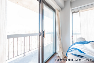 15 N Beacon St in Boston, MA - Building Photo - Building Photo