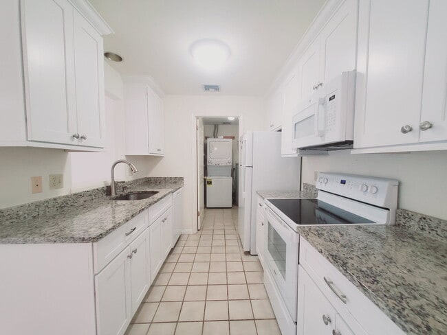 property at 1900 Summer St
