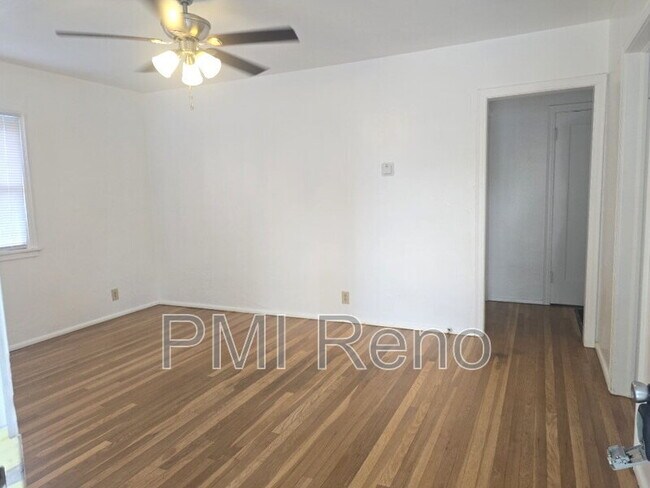 530 Burns St in Reno, NV - Building Photo - Building Photo