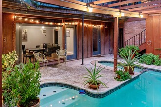 4010 Mandell St in Houston, TX - Foto de edificio - Building Photo