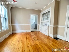 55 Rindge Ave, Unit 57 in Cambridge, MA - Foto de edificio - Building Photo