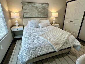 2411 S Jackson Ave, Unit 7 in Joplin, MO - Building Photo - Building Photo