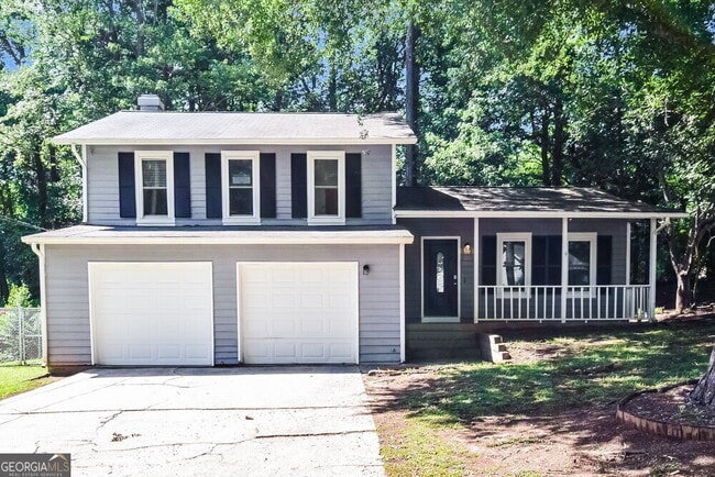 property at 3210 Fescue Cir