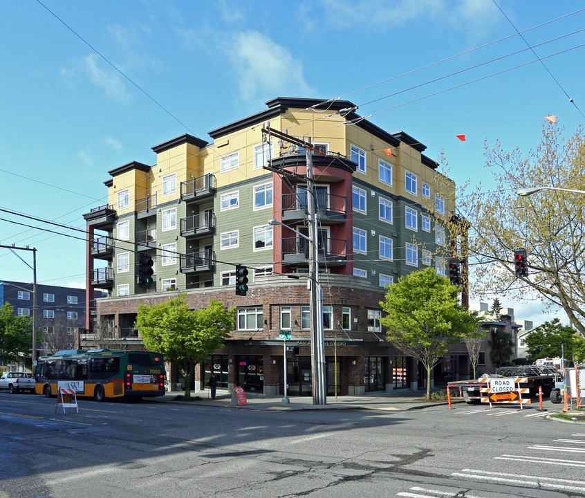 Metropole in Seattle, WA - Building Photo