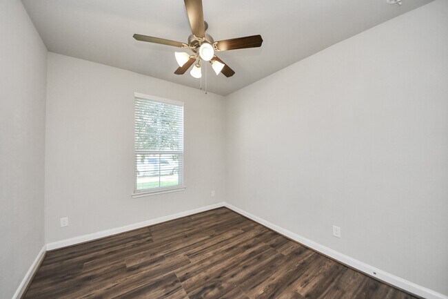property at 24247 Prairie Glen Ln