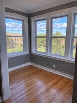 340 S Homan Ave, Unit 3rd in Chicago, IL - Building Photo